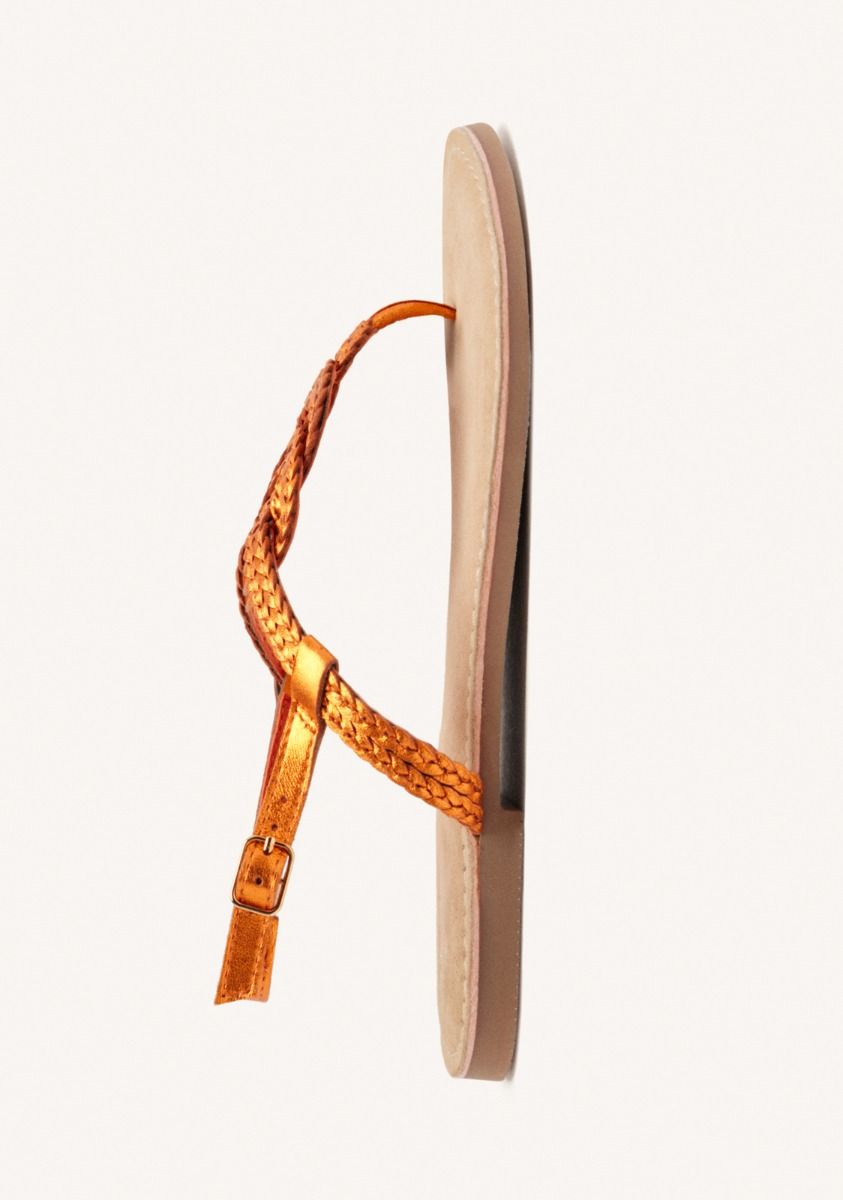 SANDALIAS DE PIEL TRENZADA ZUPANJA